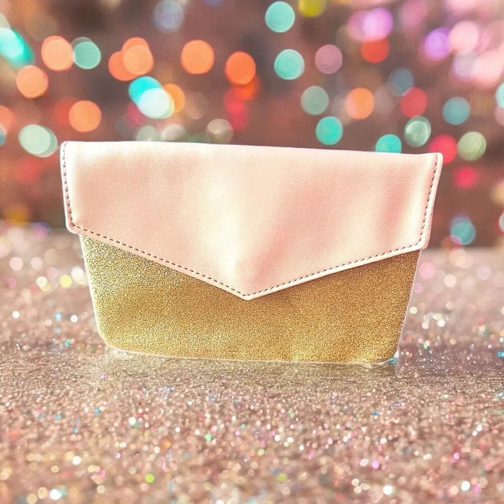 IPSY Limited Edition All That Glitters Glam Bag New Without Tags Bag Only 5”x7”